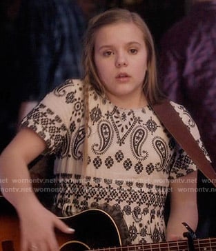 Daphne's paisley dress on Nashville