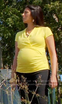 Divya's yellow wrap maternity top on Royal Pains