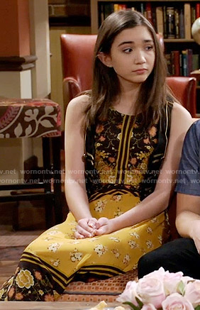 Riley’s yellow floral maxi dress on Girl Meets World