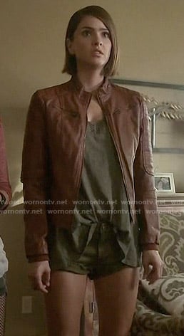 Malia's khaki top and red leather jacket on Teen Wolf