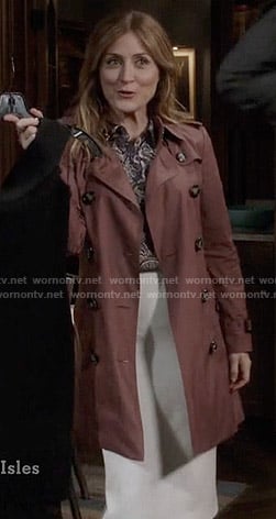 Maura’s pink trench coat on Rizzoli and Isles