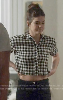 Callie’s gingham checked cropped shirt on The Fosters