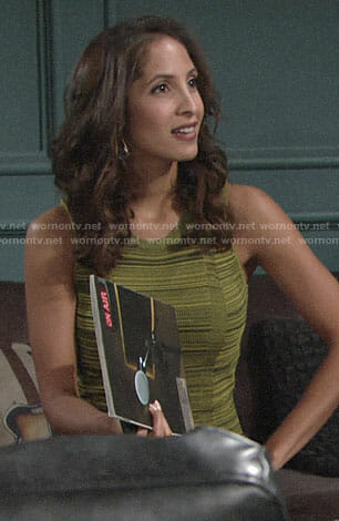 Lily’s yellow space dye dress on The Young and the Restless