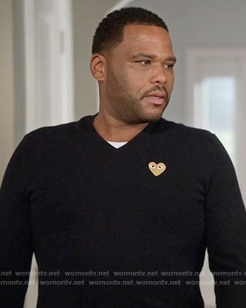 Andre’s heart sweater on Black-ish