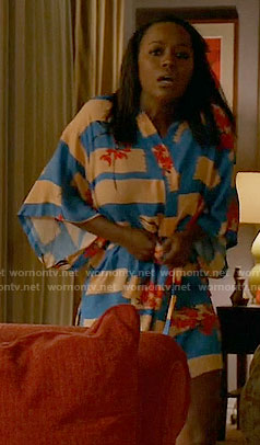 Michaela’s blue striped and floral print robe on How to Get Away with Murder
