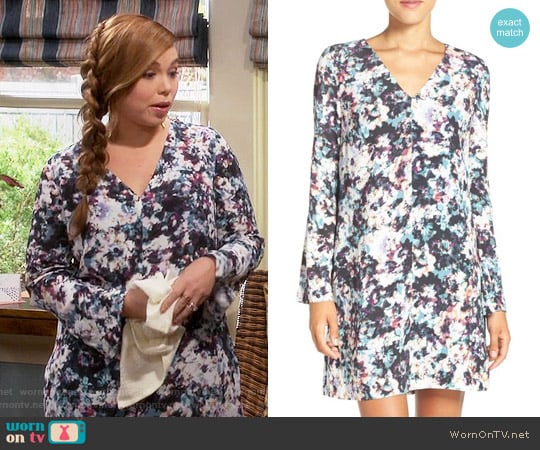 Chelsea28 Floral Print Shift Dress worn by Kristin Baxter (Amanda Fuller) on Last Man Standing