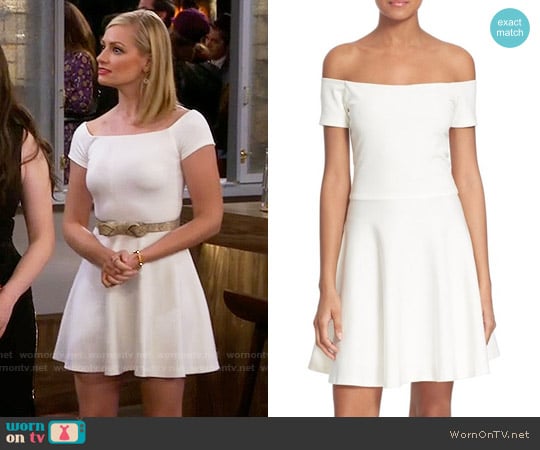 Alice + Olivia Carisi Dress worn by Caroline Channing (Beth Behrs) on 2 Broke Girls