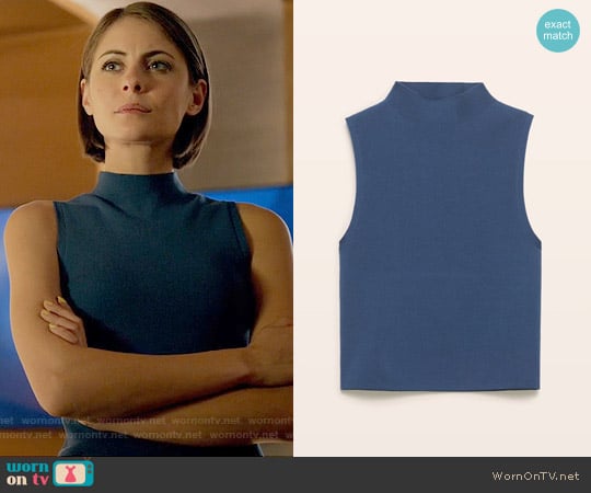 Babaton Walter Sweater in Moody worn by Thea Queen (Willa Holland) on Arrow