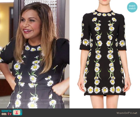 Dolce & Gabbana Elbow-Sleeve Cady Daisy Dress worn by Mindy Lahiri (Mindy Kaling) on The Mindy Project