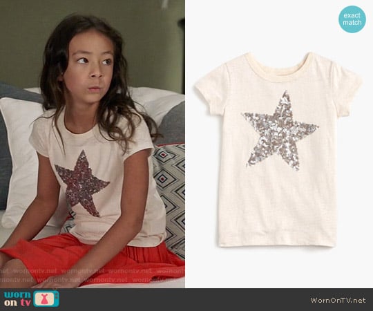 J. Crew Girls Sequin Star T-shirt worn by Lily Tucker-Pritchett (Aubrey Anderson-Emmons) on Modern Family