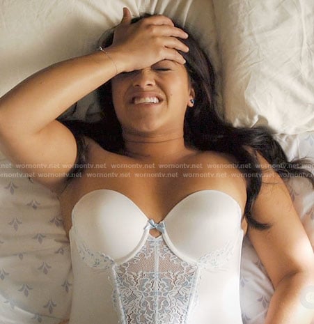 Jane's white lace panel bustier on Jane the Virgin