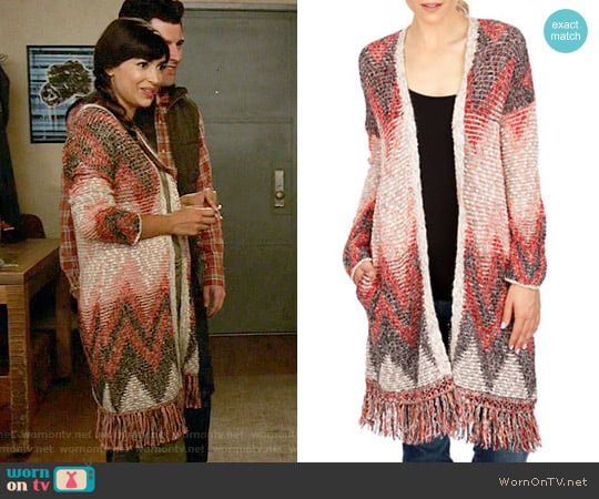 Lucky Brand Fringed Chevron Cardigan worn by Cece Parekh (Hannah Simone) on New Girl