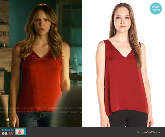 Theory 'Narcyz' in Red Oak worn by Paige Dineen (Katharine McPhee) on Scorpion