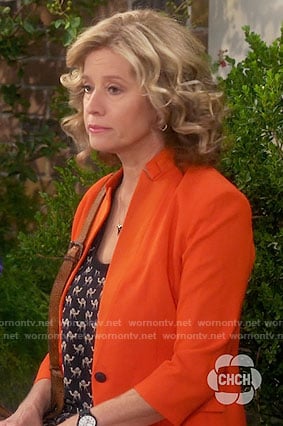Vanessa's camel print top and red blazer on Last Man Standing