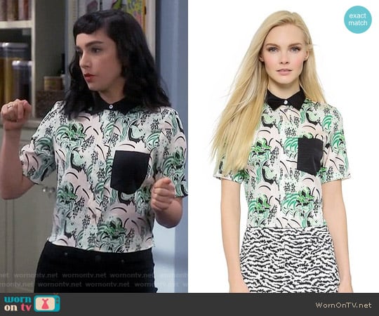 Veronica Beard Palm Garden Cropped Top worn by Mandy Baxter ( Molly Ephraim) on Last Man Standing