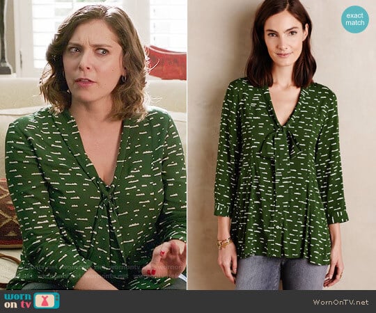 Anthropologie Maeve Tie-Neck Swing Blouse worn by Rebecca Bunch (Rachel Bloom) on Crazy Ex-Girlfriend