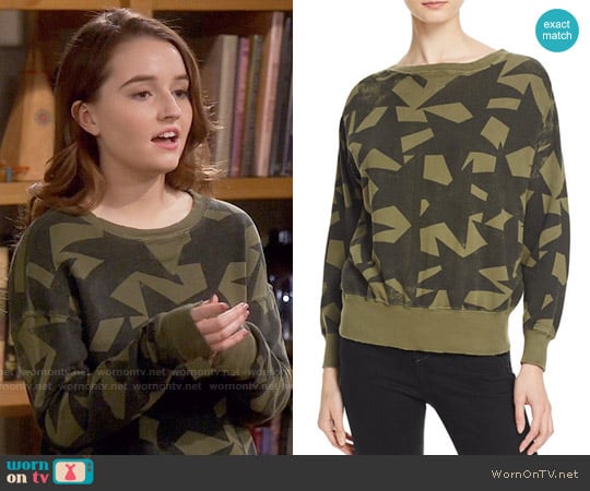 Current Elliott The Collegiate Star Print Sweatshirt worn by Eve Baxter (Kaitlyn Dever) on Last Man Standing