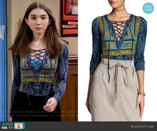 Free People Aloha Tee worn by Riley Matthews (Rowan Blanchard) on Girl Meets World