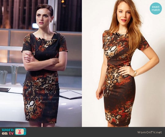 Karen Millen Snake Print Dress worn by Lena Luthor (Katie McGrath) on Supergirl