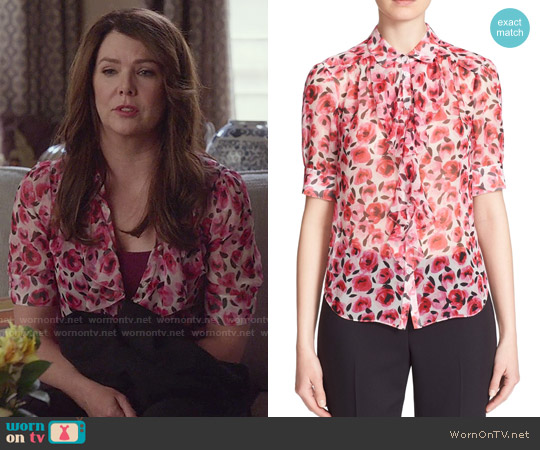 Grey New York shirt T-shirt worn by Lorelai Gilmore (Lauren Graham) in  Gilmore Girls Wardrobe (Season 2 Episode 4)