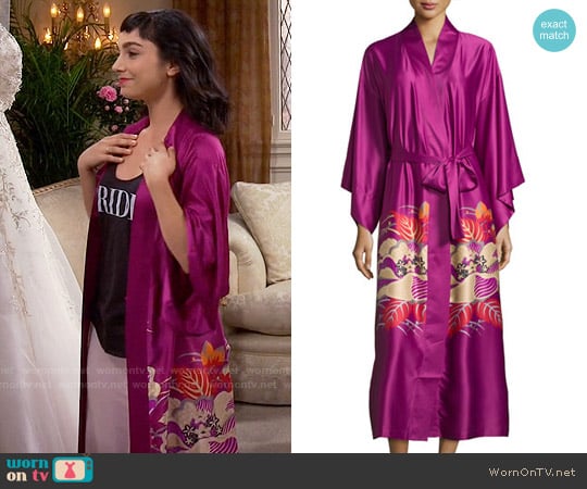 Natori Imperial Floral-Print Wrap Robe worn by Mandy Baxter ( Molly Ephraim) on Last Man Standing