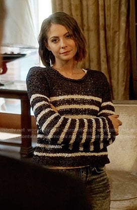 Thea's striped knit sweater on Arrow