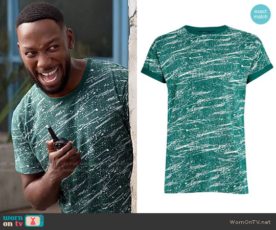 Topman Roller Fit Green Splatter T-Shirt worn by Winston Bishop (Lamorne Morris) on New Girl