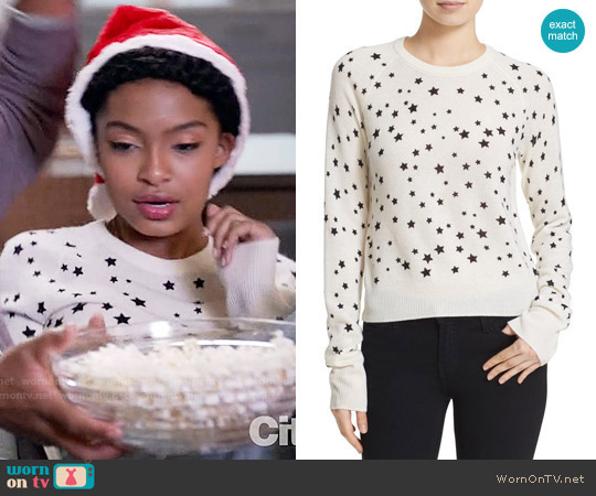 Kate Moss for Equipiment Ryder Star Print Sweater worn by Zoey Johnson (Yara Shahidi) on Black-ish