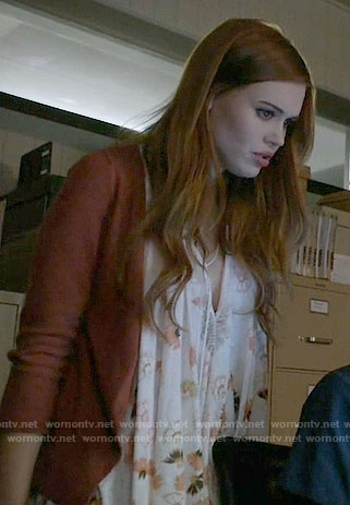 Lydia’s white floral swing top on Teen Wolf