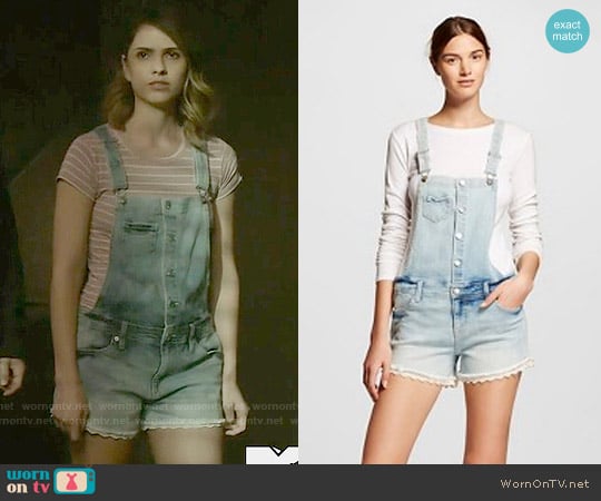 Target Mossimo Jean Shortalls with Lace worn by Malia Tate (Shelley Hennig) on Teen Wolf