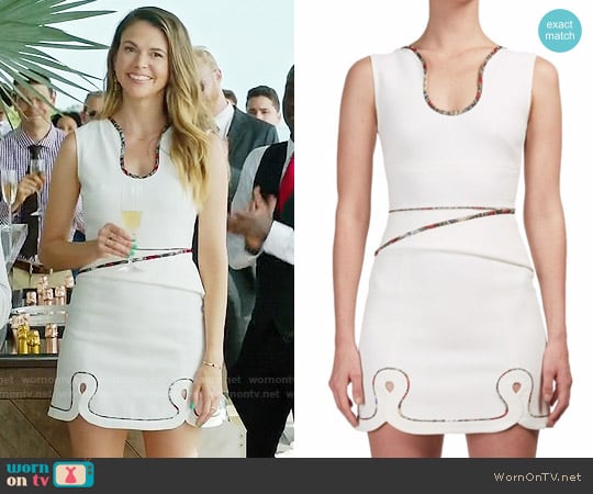 Roland Mouret Conrad Dress worn by Liza Miller (Sutton Foster) on Younger