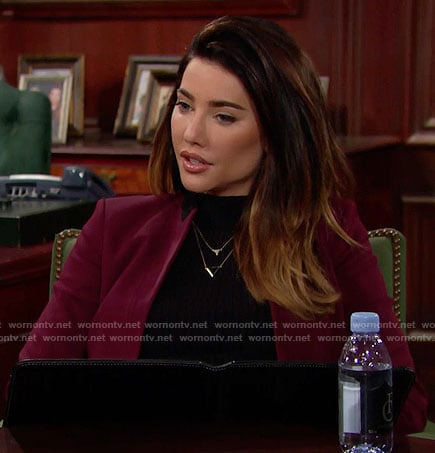 Steffy’s burgundy blazer and triangle necklace on The Bold and the Beautiful