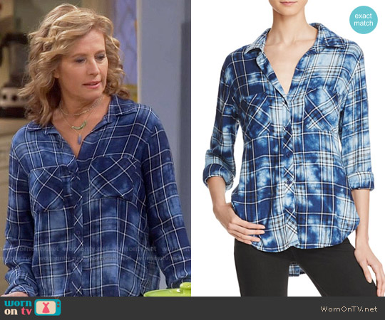 Bella Dahl Two Pocket Plaid Button Down Shirt worn by Vanessa Baxter (Nancy Travis) on Last Man Standing