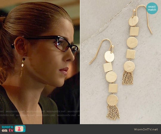 Anthropologie Amarelinha Drops worn by Felicity Smoak (Emily Bett Rickards) on Arrow