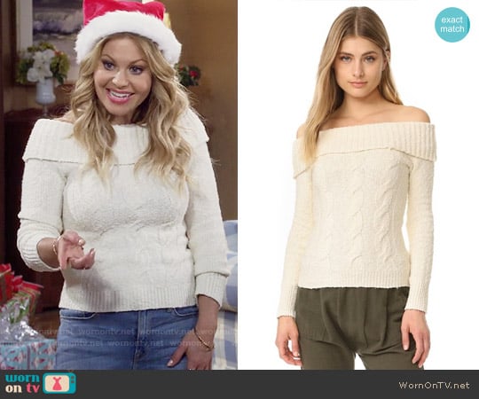 Free People Cable Fold Over Sweater worn by DJ Tanner-Fuller (Candace Cameron Bure) on Fuller House