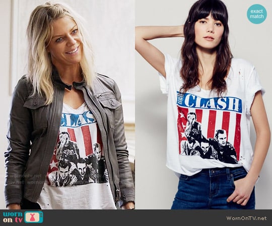 Free People Clash Tee worn by Mackenzie Murphy (Kaitlin Olson) on The Mick