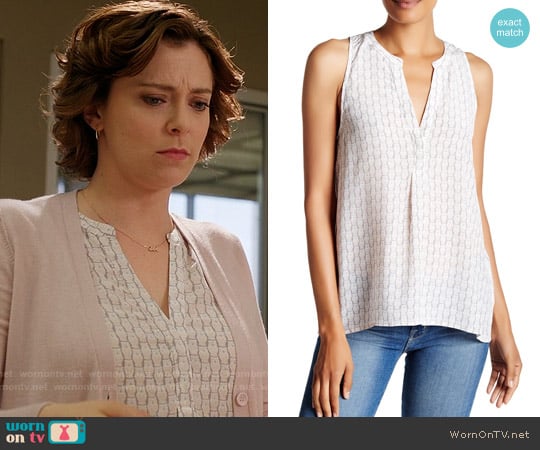 Joie Aruna Owl Print Top worn by Rebecca Bunch (Rachel Bloom) on Crazy Ex-Girlfriend