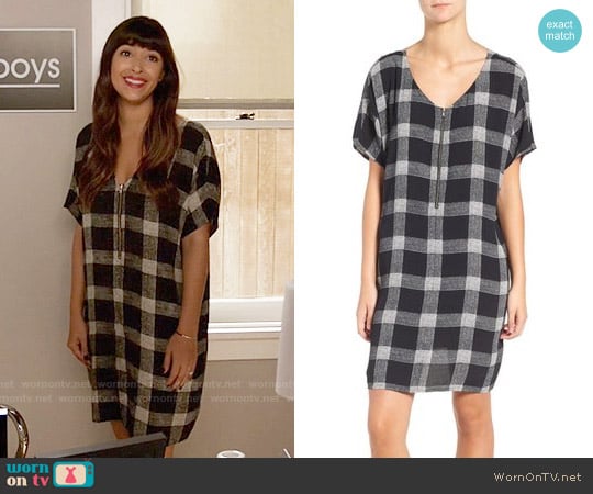 Madewell Zip-front Dress in Buffalo Sketch worn by Cece Parekh (Hannah Simone) on New Girl