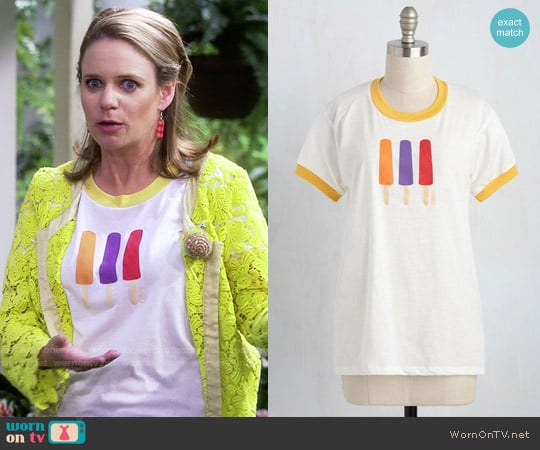 ModCloth Pops to You Tee worn by Kimmy Gibbler (Andrea Barber) on Fuller House