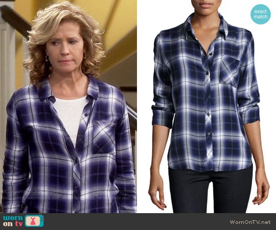 Rails Hunter Shirt in Oxford Blue worn by Vanessa Baxter (Nancy Travis) on Last Man Standing