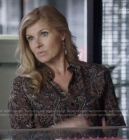 Rayna's paisley print shirt on Nashville