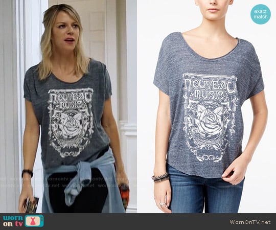 William Rast Stefani Graphic T-shirt worn by Mackenzie Murphy (Kaitlin Olson) on The Mick