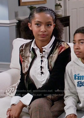 Zoey's white polo shirt and printed cardigan on Black-ish