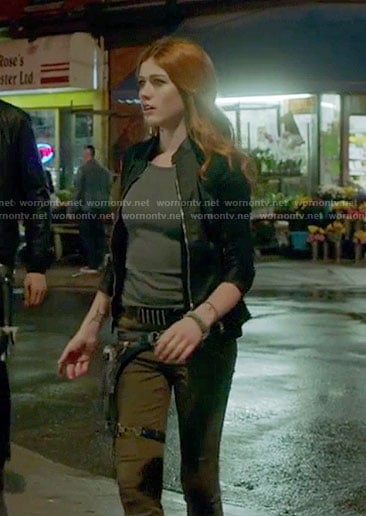 Clary's black slim jacket on Shadowhunters