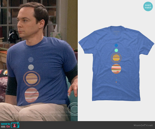 Design by Humans Minimal Solar System T-shirt worn by Sheldon Cooper (Jim Parsons) on The Big Bang Theory