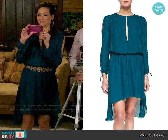 Haute Hippie Long-Sleeve Keyhole-Front Dress worn by Regina Vasquez (Constance Marie) on Switched at Birth