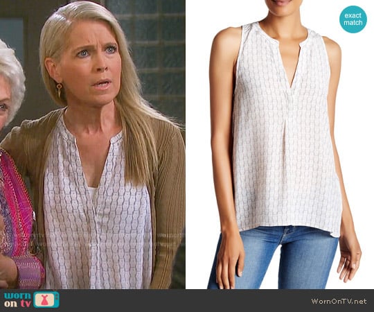 WornOnTV: Jennifer’s grey owl print top on Days of our Lives | Melissa ...