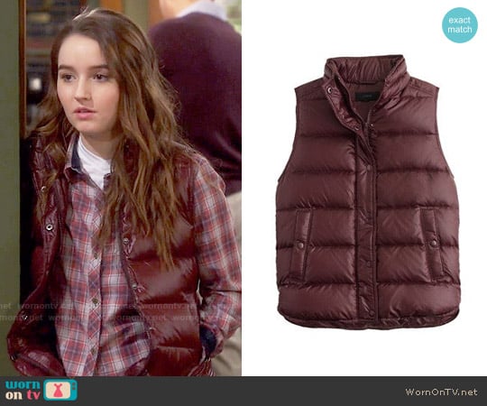 J. Crew Shiny Down Vest worn by Eve Baxter (Kaitlyn Dever) on Last Man Standing