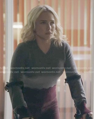 Juliette's two-tone sweater on Nashville