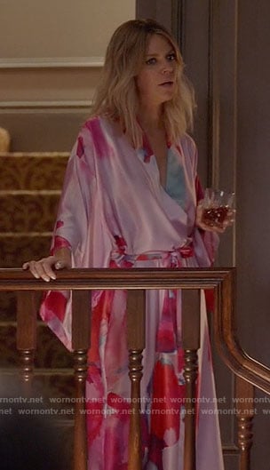 Mickey's pink floral robe on The Mick